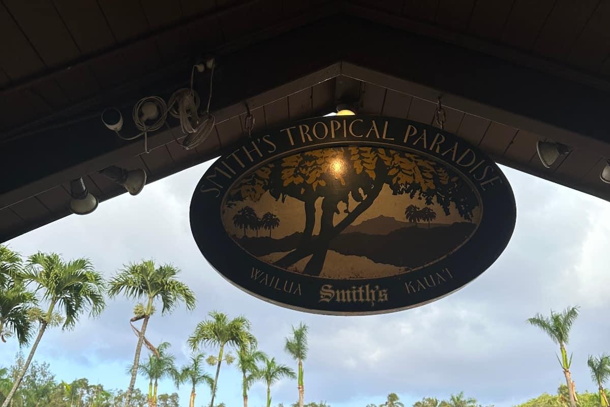 Luau Sign