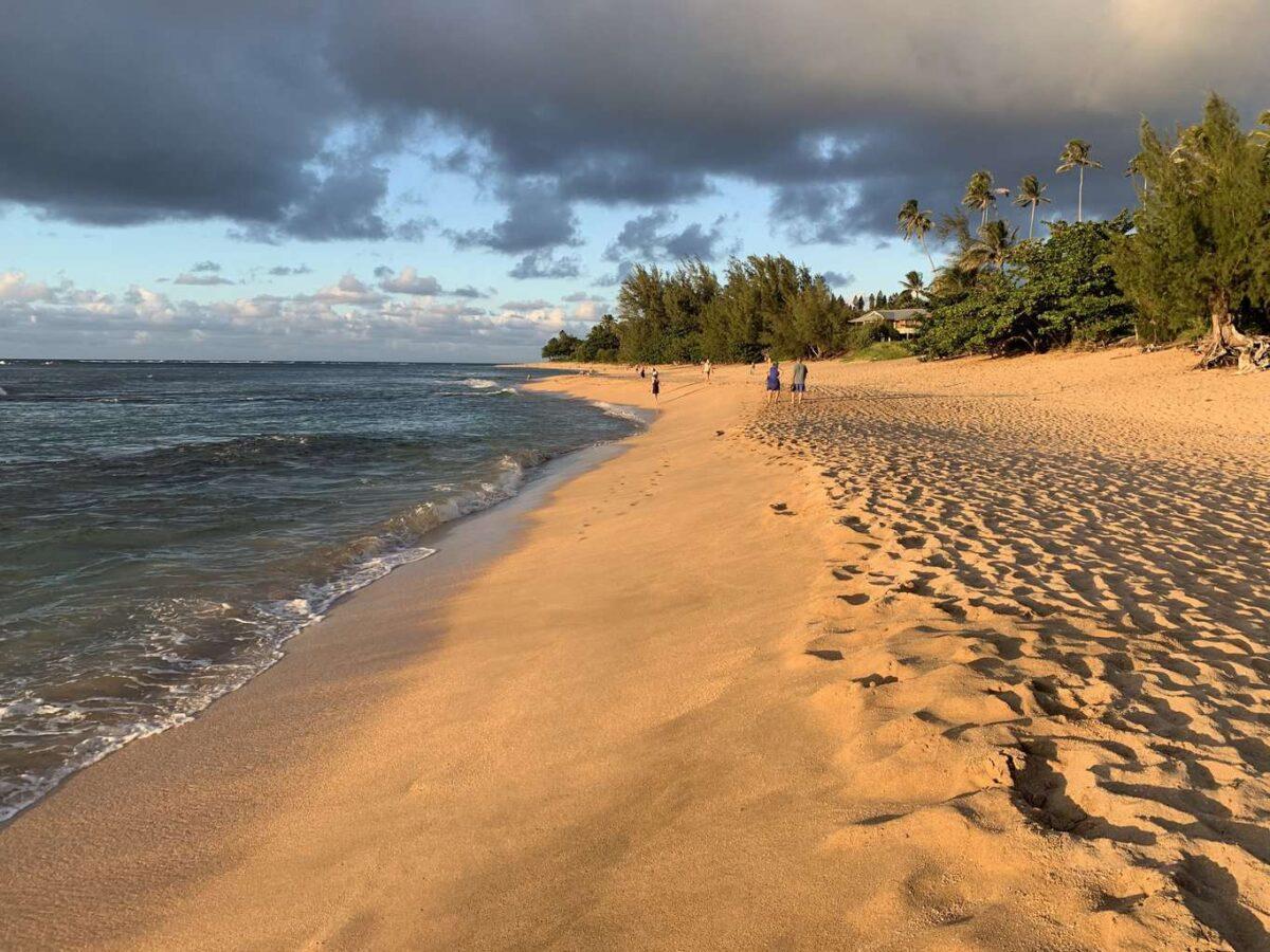 Tunnels Beach