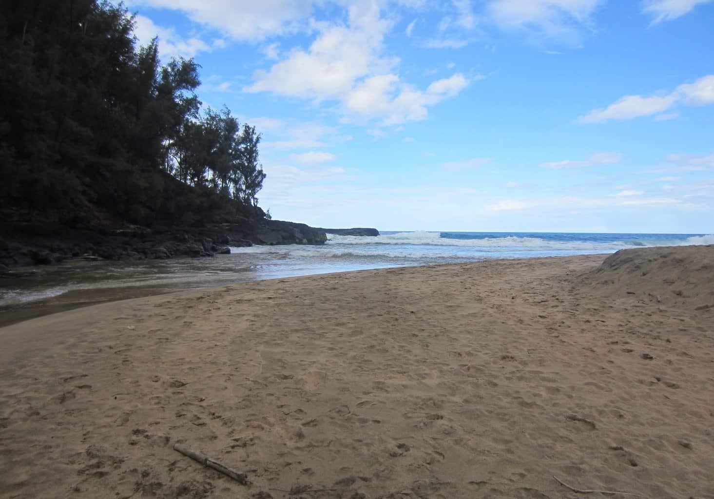 Lumahai Beach