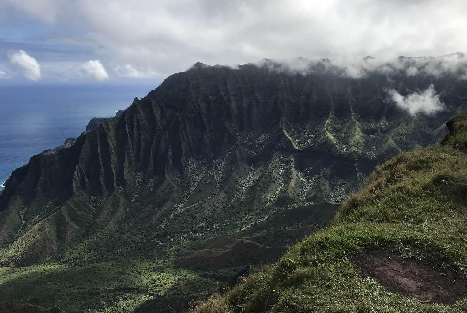 Kalepa Ridge Trail