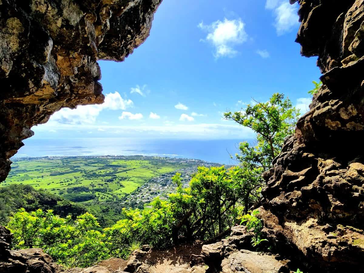 Sleeping Giant Trail Hole